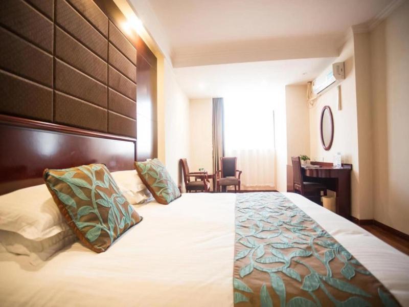 Greentree Inn Jiangsu Wuxi Dongting Leather City Express Hotel Exterior photo